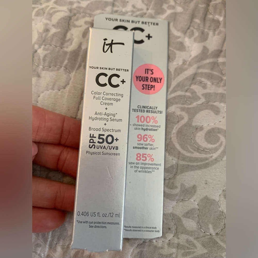 IT Cosmetics Light Medium CC+ Cream